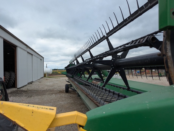 Photo of 2013 John Deere 640FD