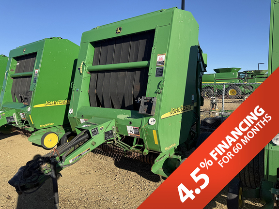 Photo of a 2006 John Deere 567