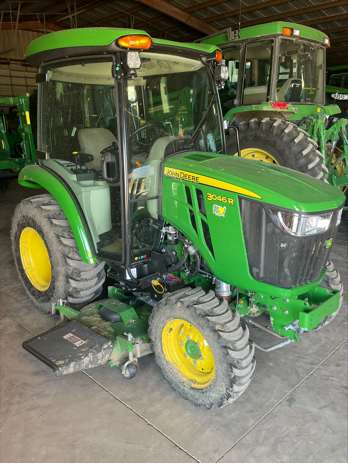 2024 John Deere 3046R Image 1