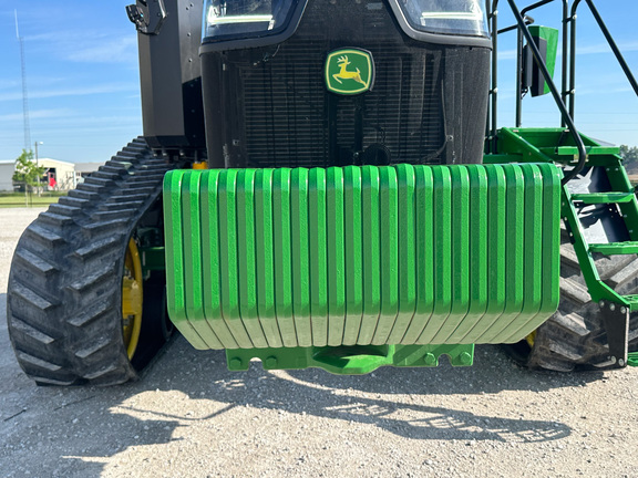 2025 John-Deere 8RT 370
