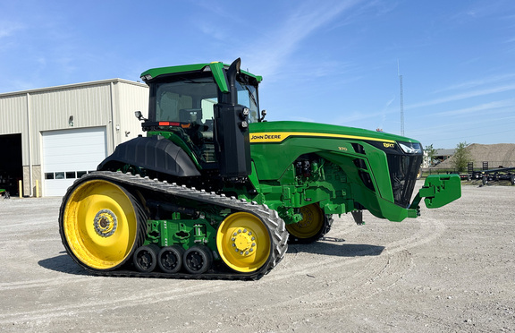 2025 John-Deere 8RT 370