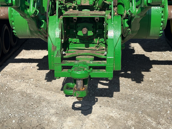 2025 John-Deere 8RT 370
