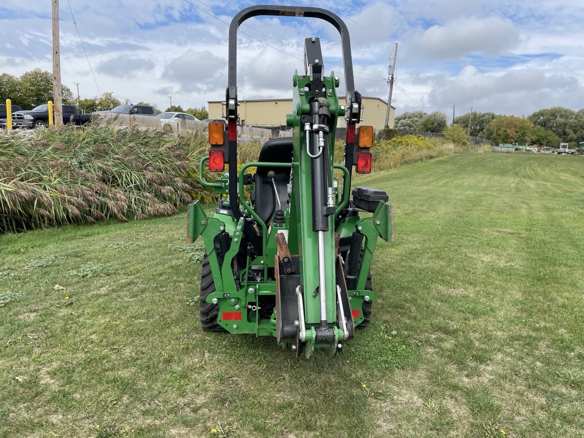 2018 John Deere 1025R Image 4