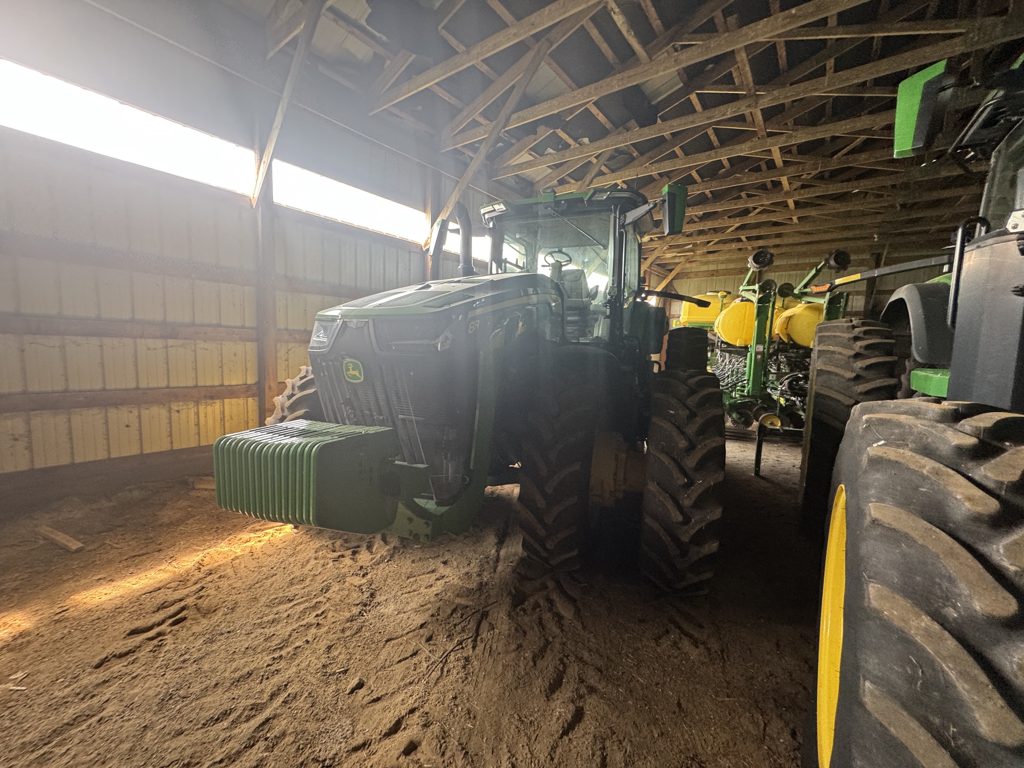 2023 John Deere 8R 340 Image 1