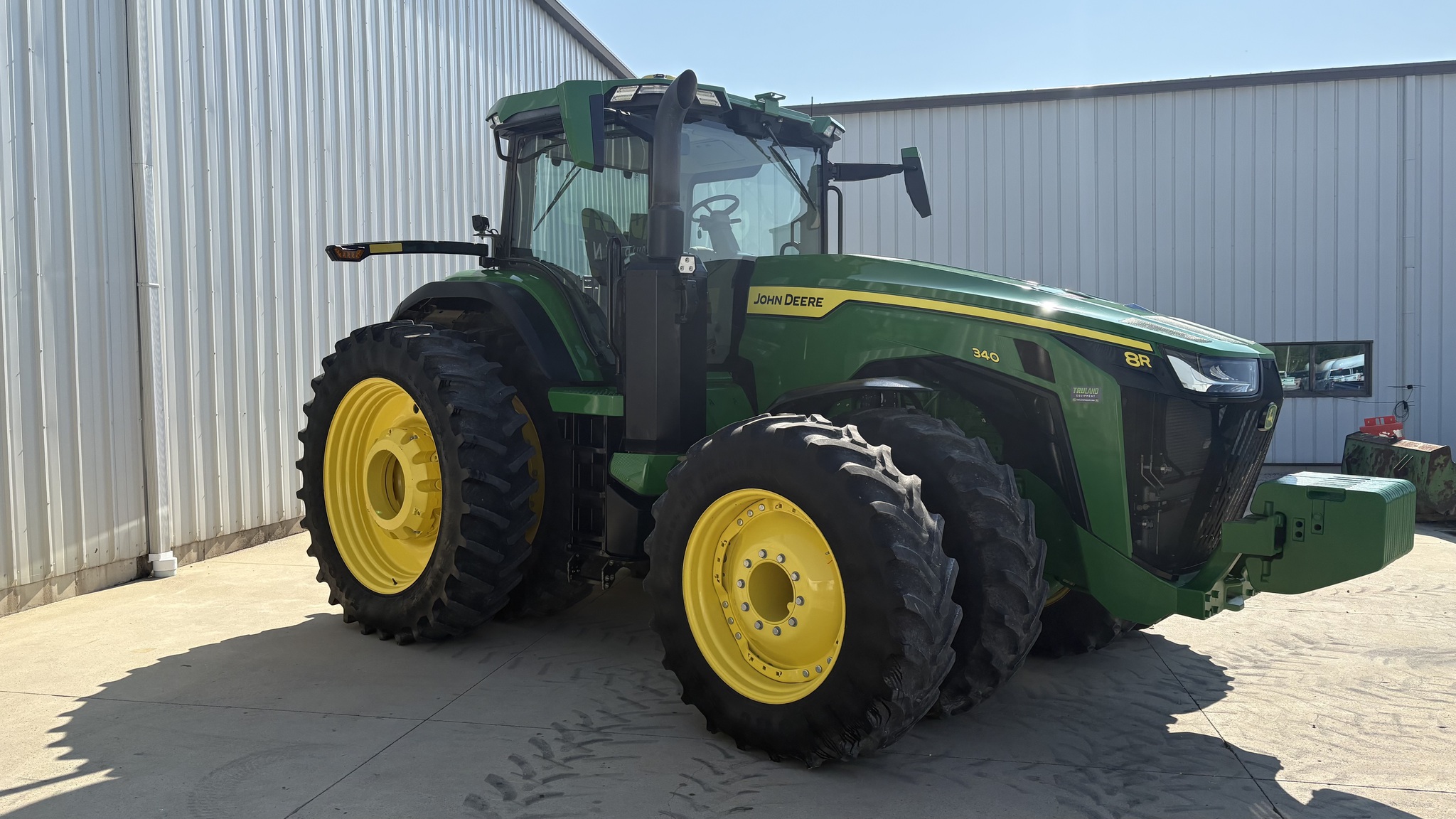 2023 John Deere 8R 340 Image 3