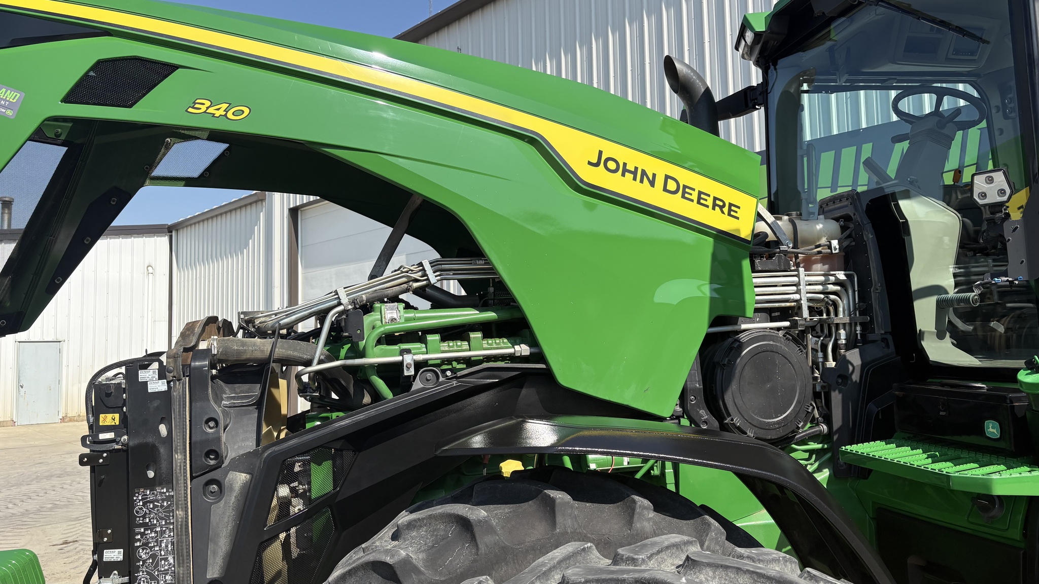 2023 John Deere 8R 340 Image 24