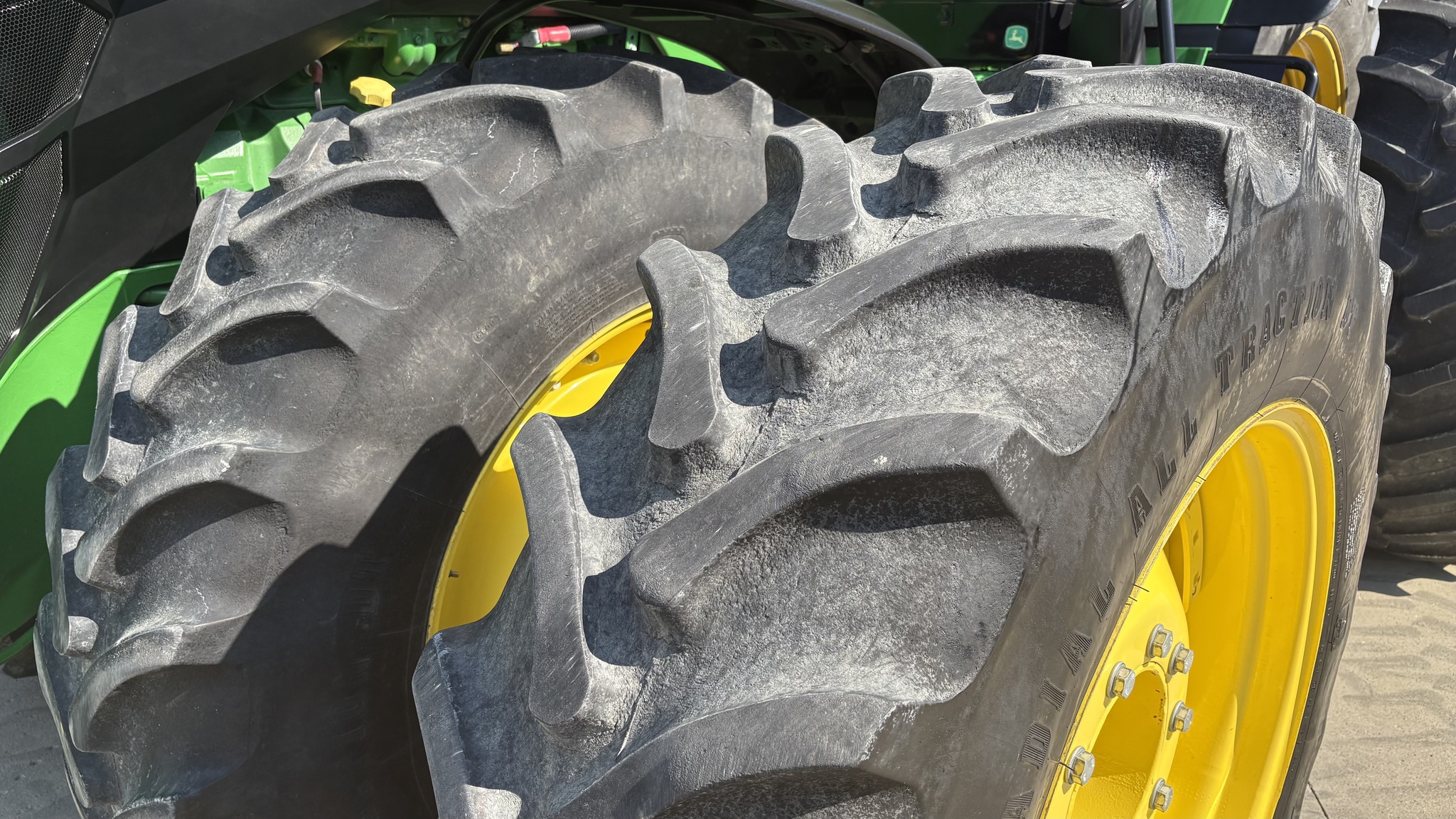 2023 John Deere 8R 340 Image 29