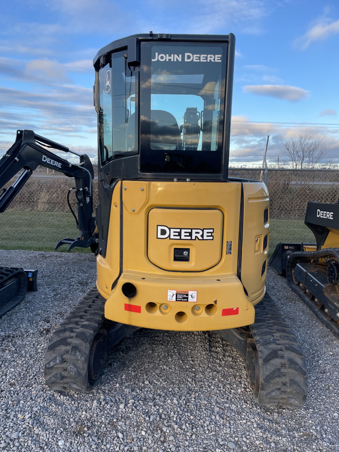 2016 John Deere 35G Image 7