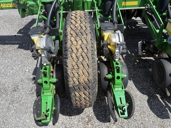 2011 John Deere 1770NT CCS