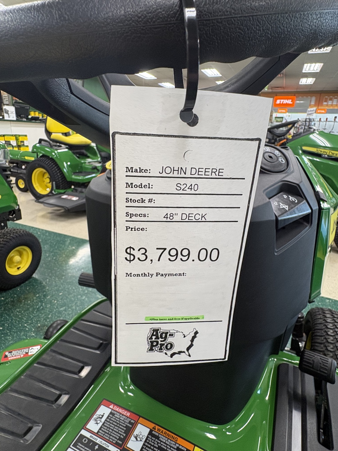 2025 John Deere S240 Image 2