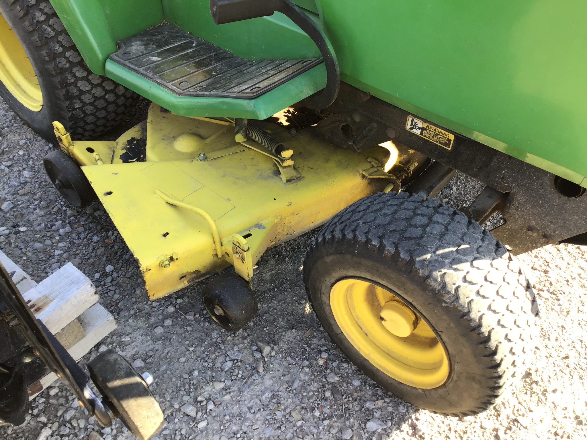 1988 John Deere 265 Image 3
