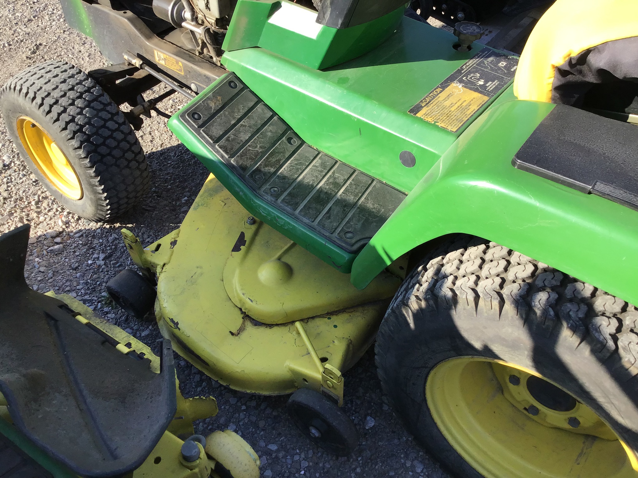 1988 John Deere 265 Image 5