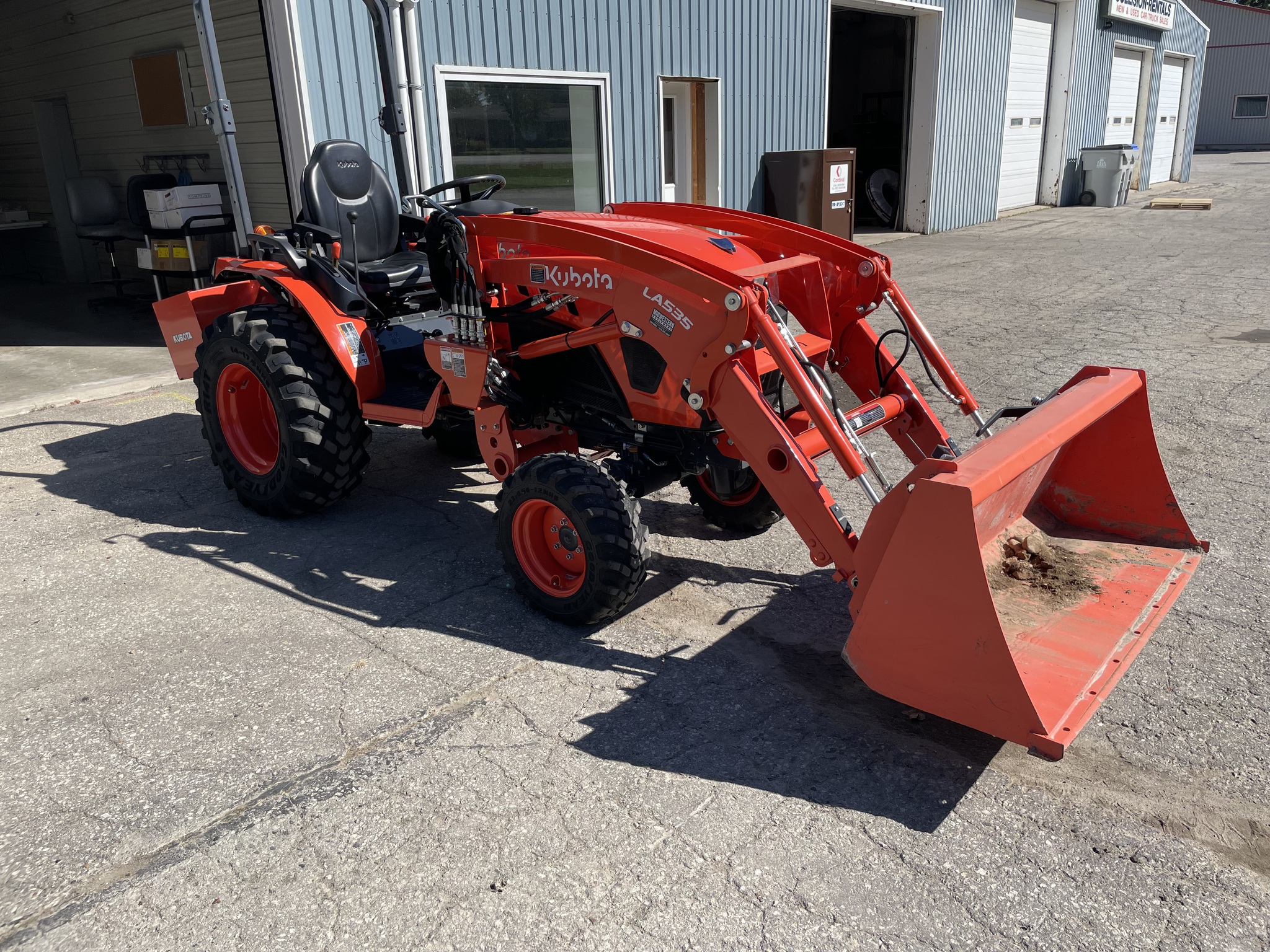 2022 Kubota LX2610 Image 1