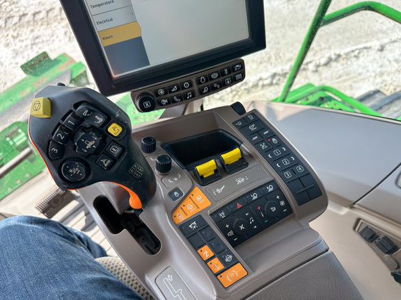 2018 John-Deere S770