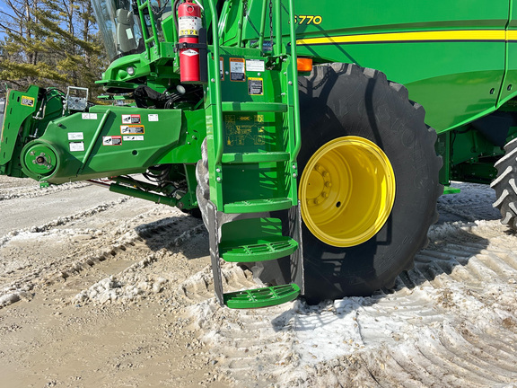 2018 John-Deere S770