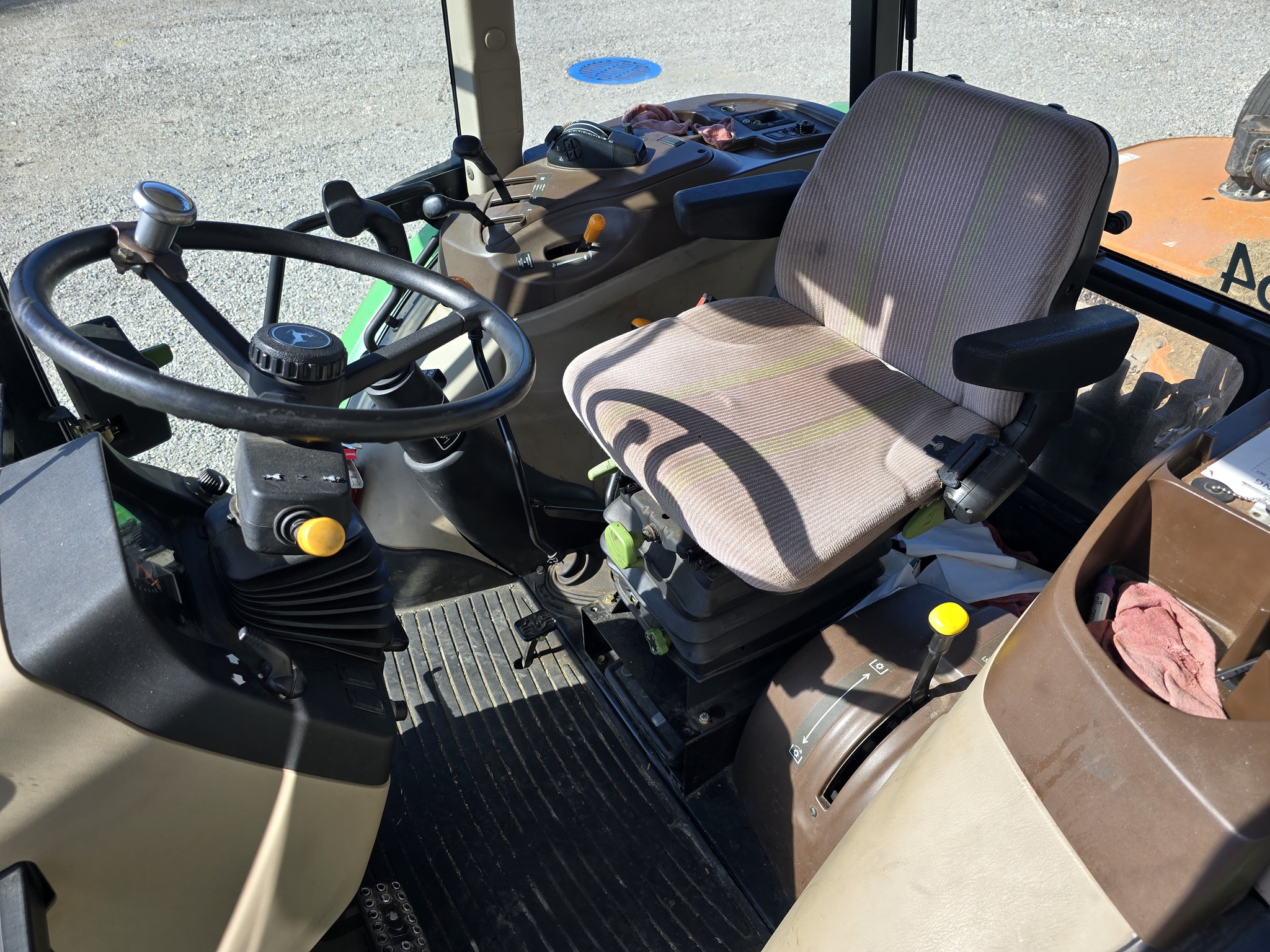 2006 John Deere 5425 Image 18