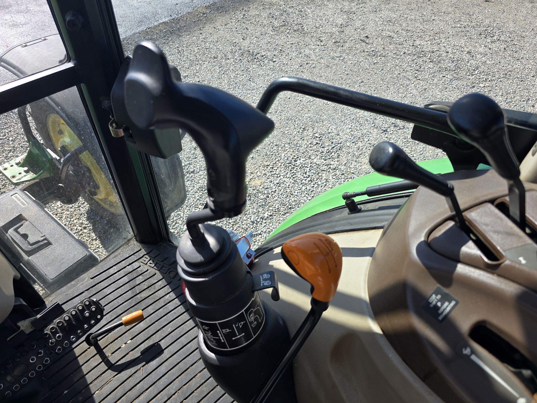 2006 John Deere 5425 Image 22