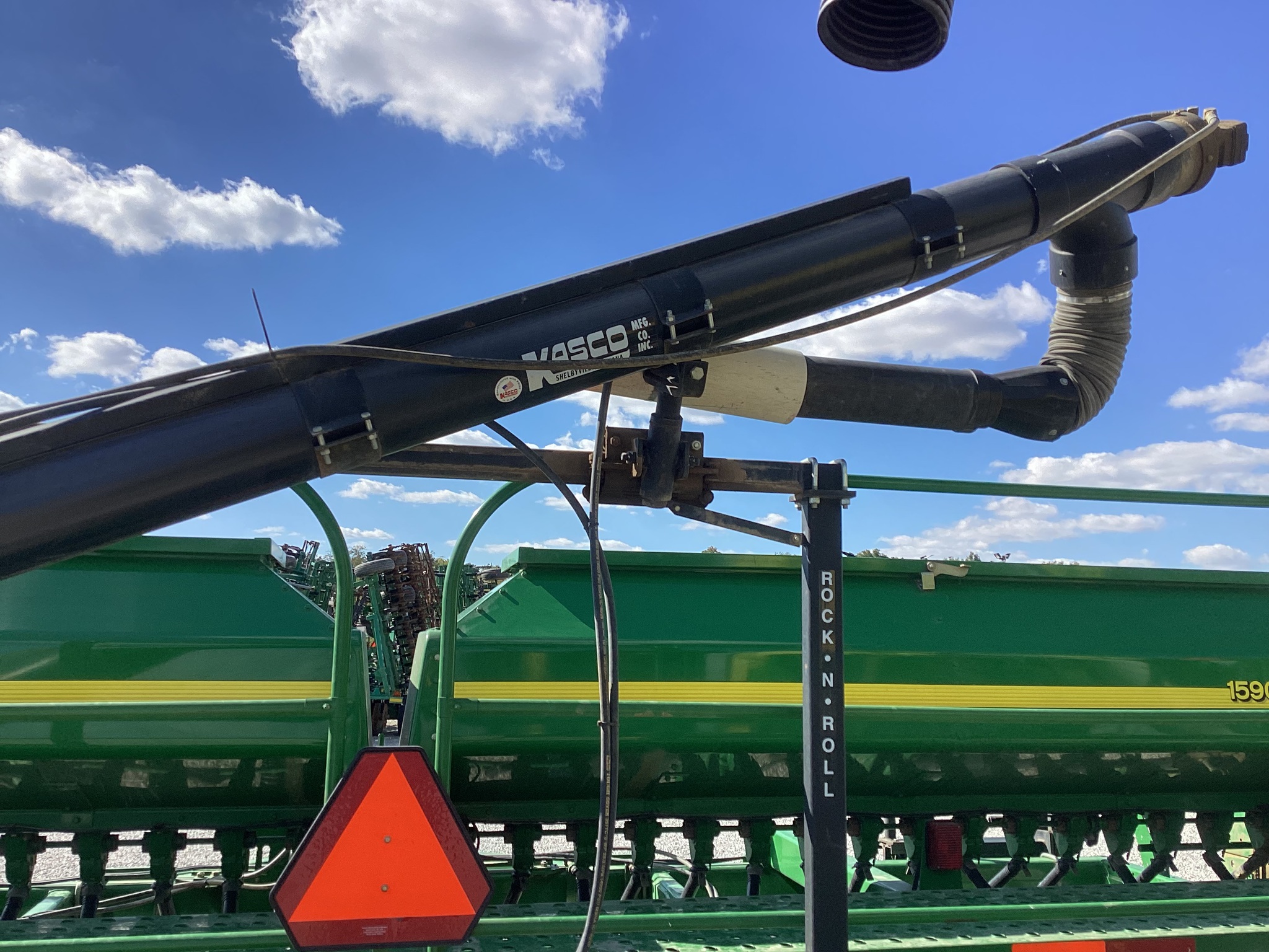 2005 John Deere 1590 Image 8