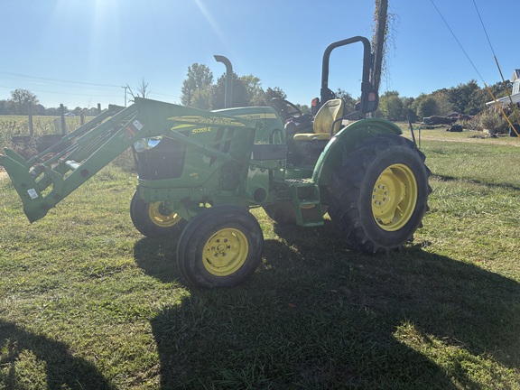 Photo of 2018 John Deere 5055E