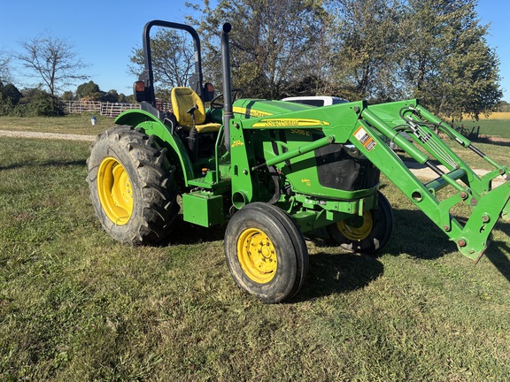 Photo of 2018 John Deere 5055E