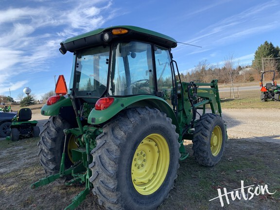 Photo of 2009 John Deere 5095M