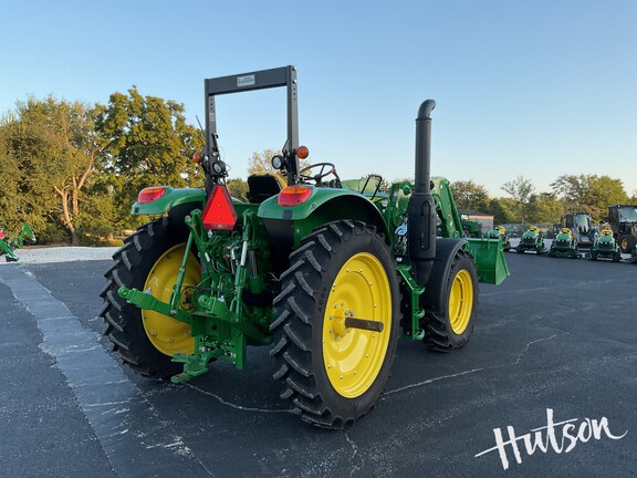 Photo of 2025 John Deere 6120M