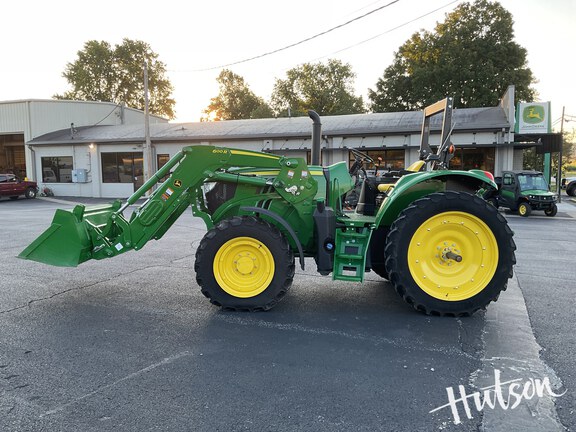 Photo of 2025 John Deere 6120M