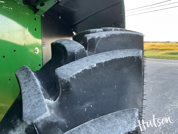 Photo of 2025 John Deere 6120M