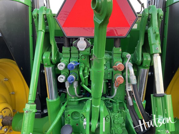 Photo of 2025 John Deere 6120M