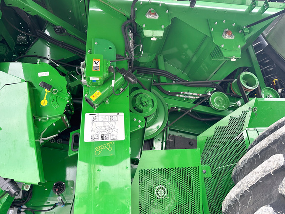 2022 John-Deere S780