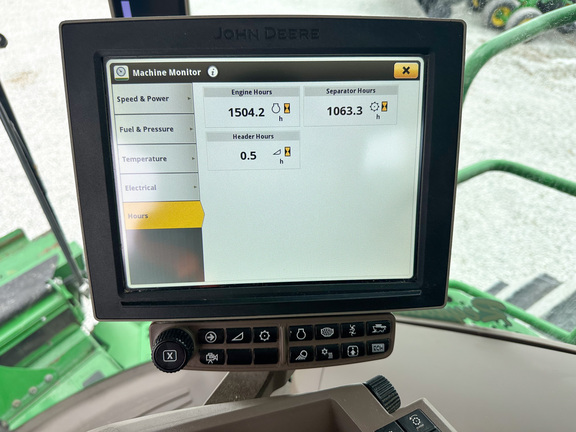 2022 John-Deere S780