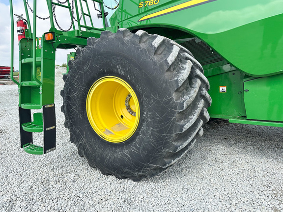 2022 John-Deere S780
