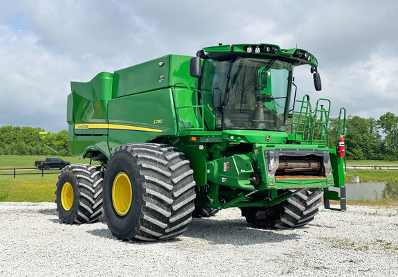 2022 John-Deere S780
