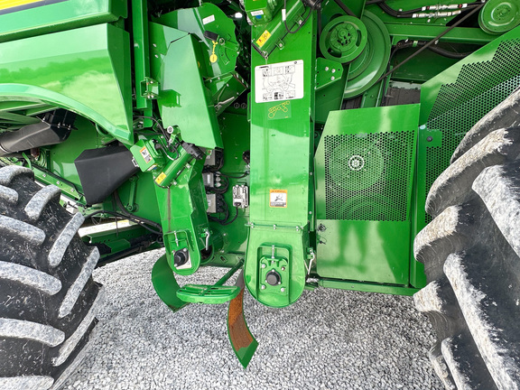 2022 John-Deere S780