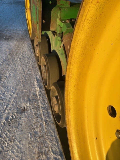 2000 John Deere 8410T Image 16