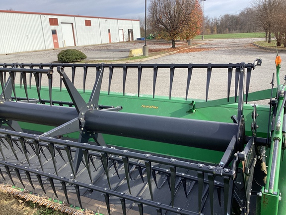 Photo of 2019 John Deere 745FD