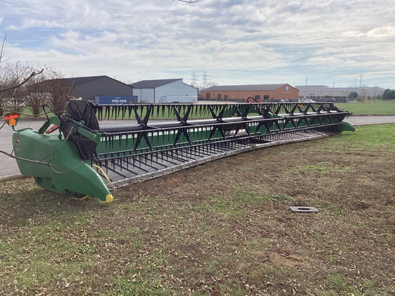 Photo of 2019 John Deere 745FD