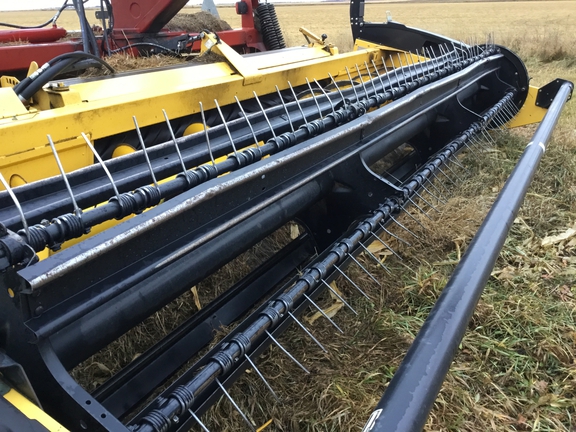 2017 New Holland H7150 - Photo6