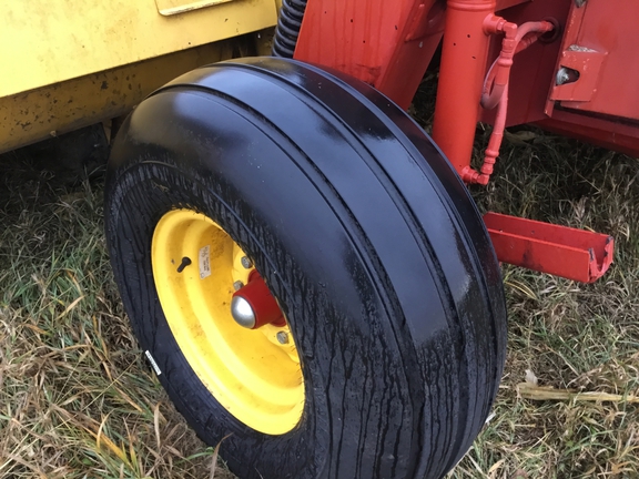 2017 New Holland H7150 - Photo16