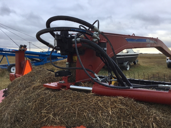 2017 New Holland H7150 - Photo12