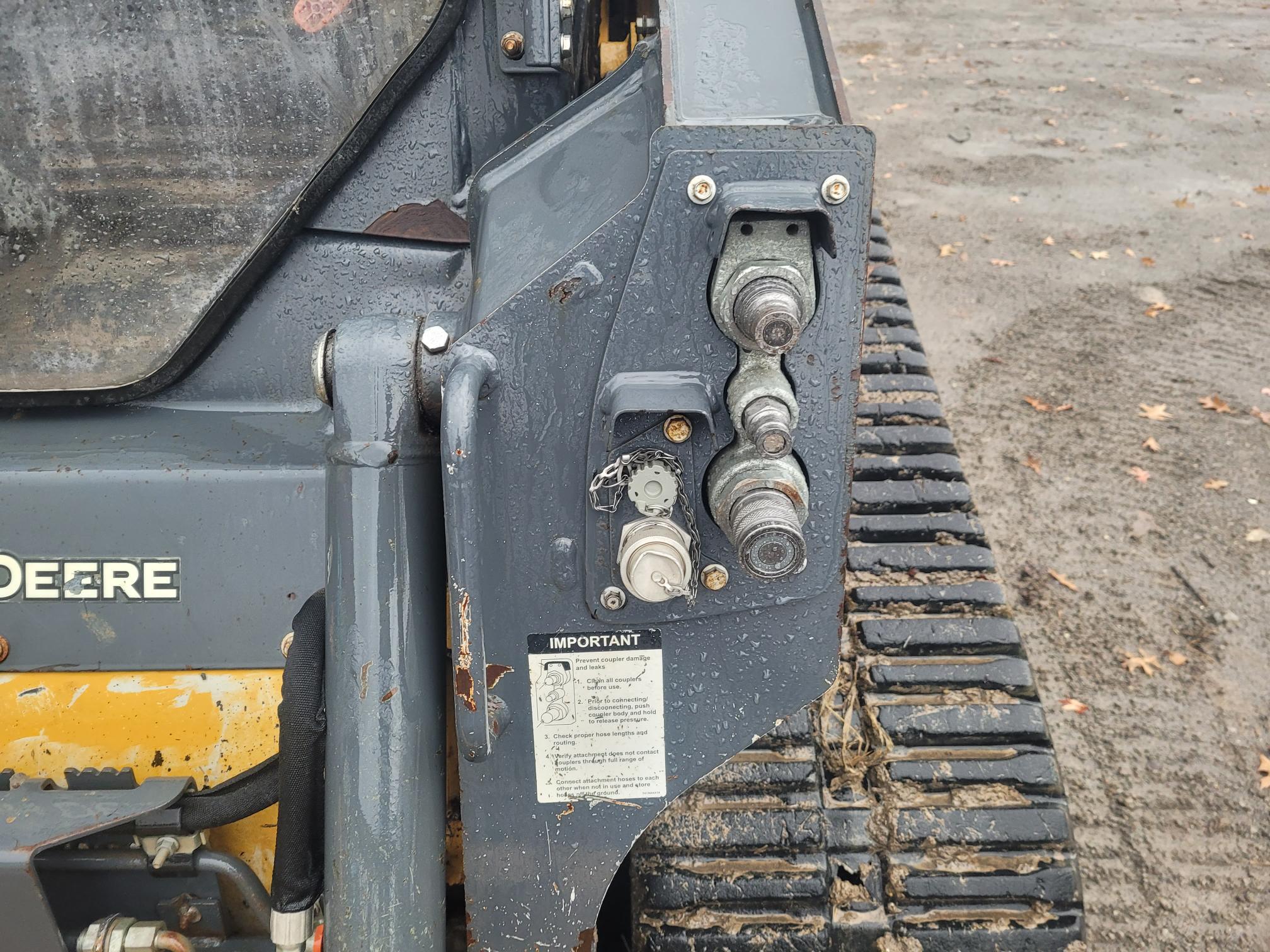 2021 John Deere 317G Image 15