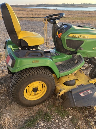 2017 John Deere X734 - Photo3