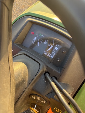 2017 John Deere X734 - Photo6