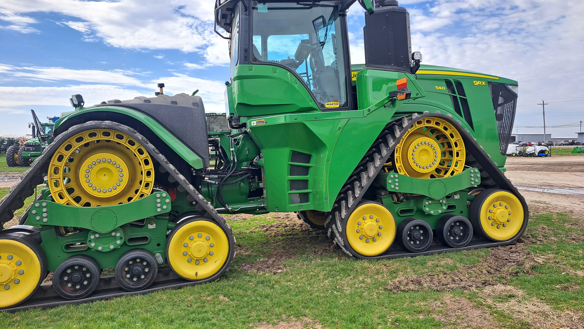  2022 John Deere 9RX 540 at Heritage Tractor in Monmouth, IL