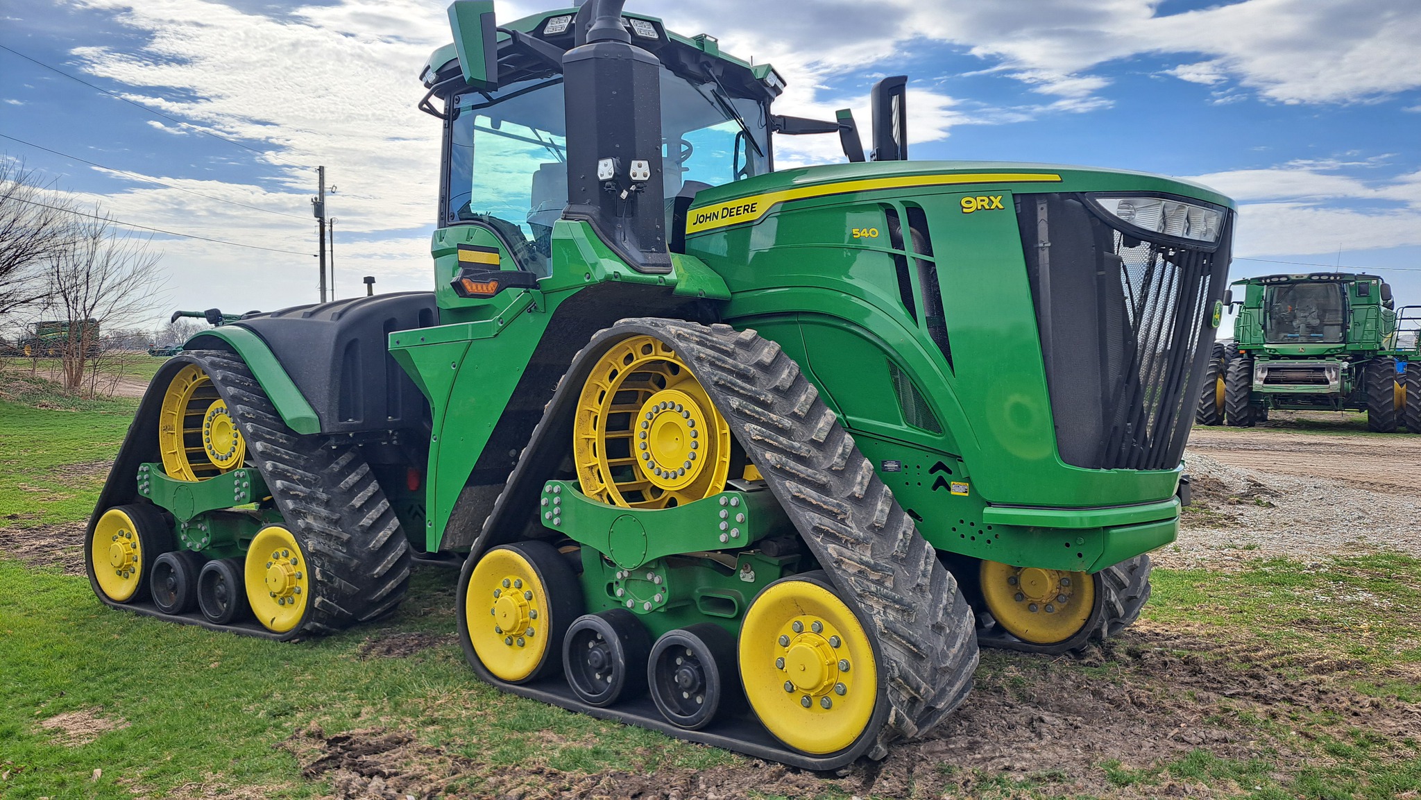  2022 John Deere 9RX 540 at Heritage Tractor in Monmouth, IL