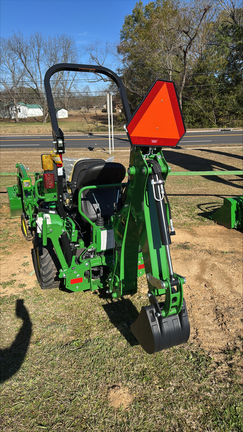 2024 John Deere 1025R Photo 3