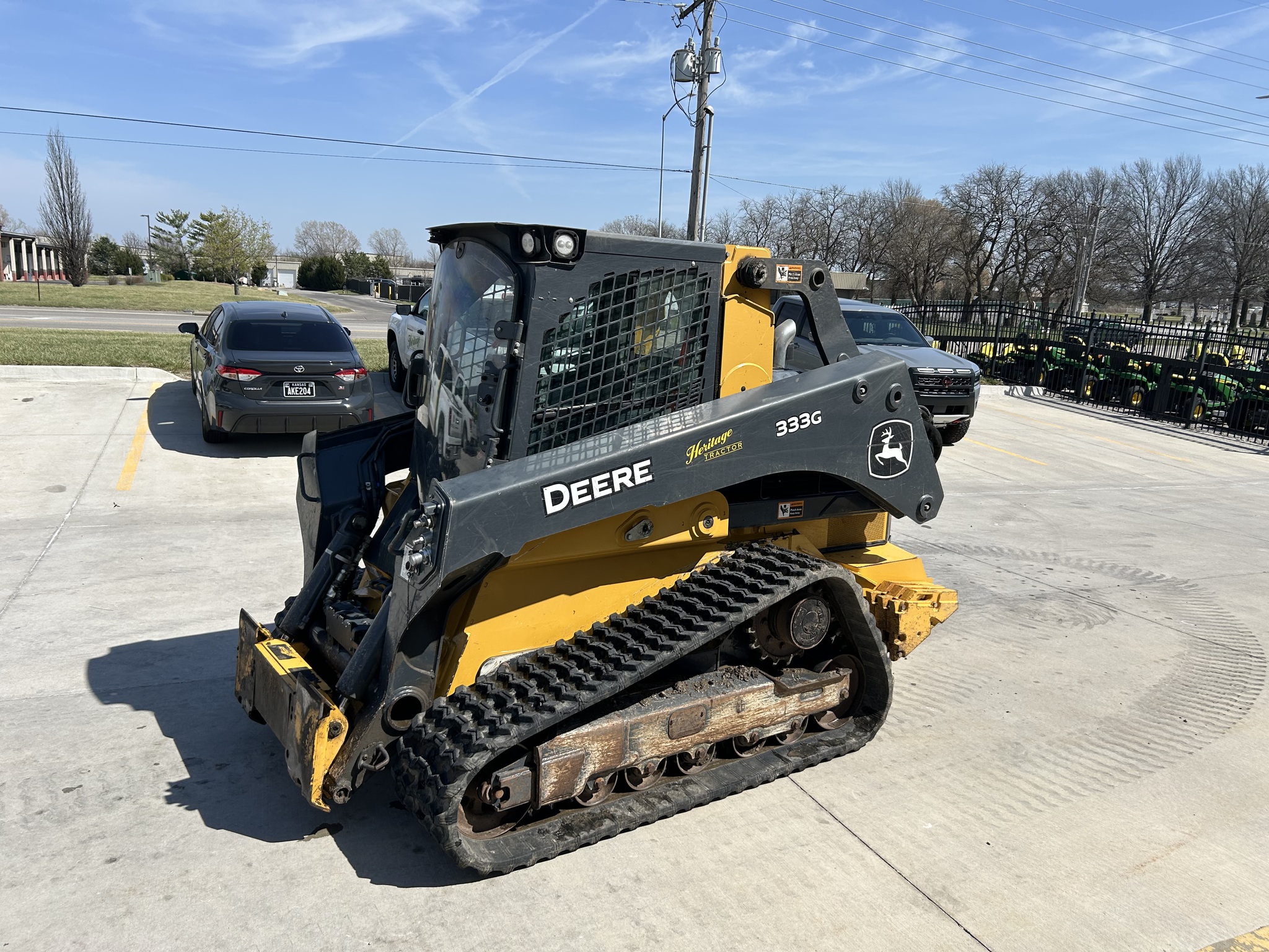  2021 John Deere 333G at Heritage Tractor in Olathe, KS