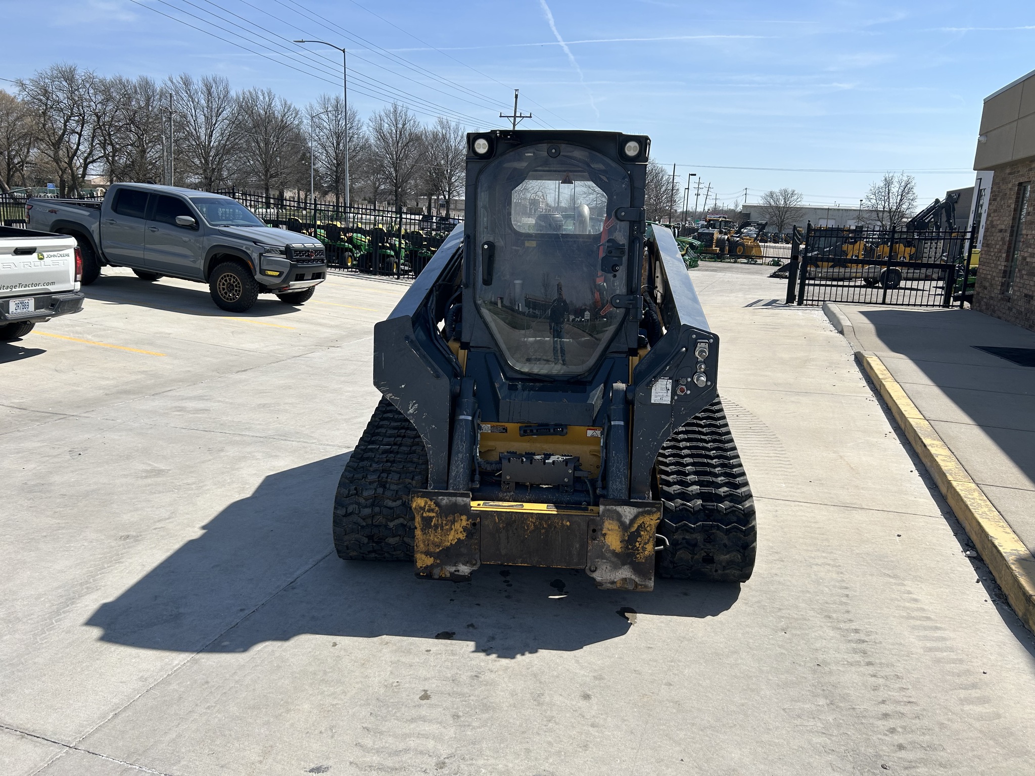  2021 John Deere 333G at Heritage Tractor in Olathe, KS