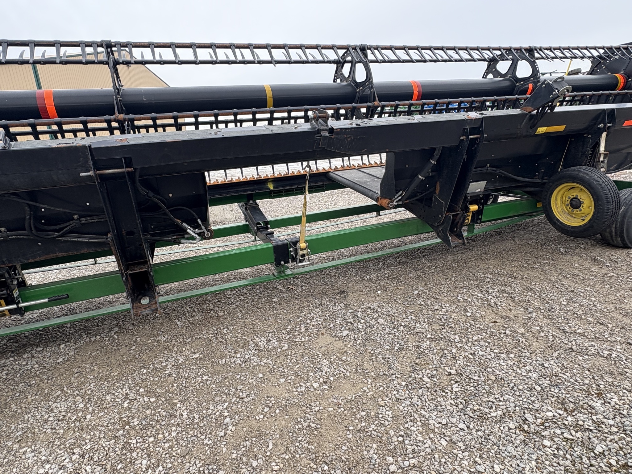 2013 John Deere 435D Image 4