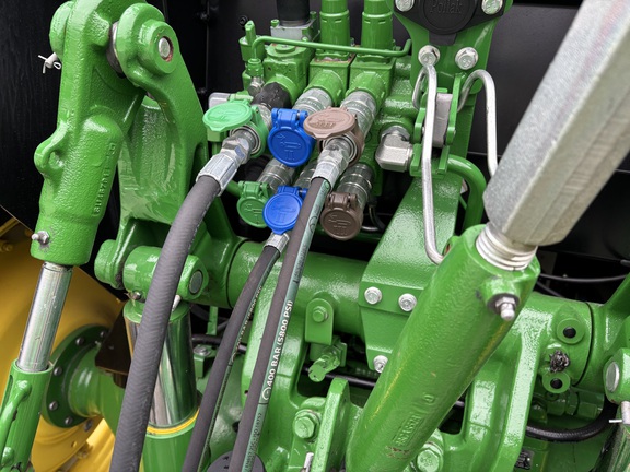 2022 John Deere 5100M